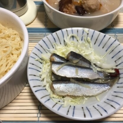 ままかり、という馴染みのない食材でしたが、おかげさまで肉好き旦那さんからもオイシーが出ました！ドウモゴチソ様！